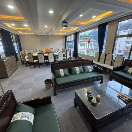 Bome Baihan Hotel