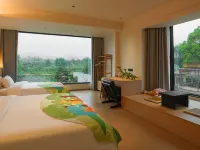 LuXiu Hotel Hotele w: Wuyishan