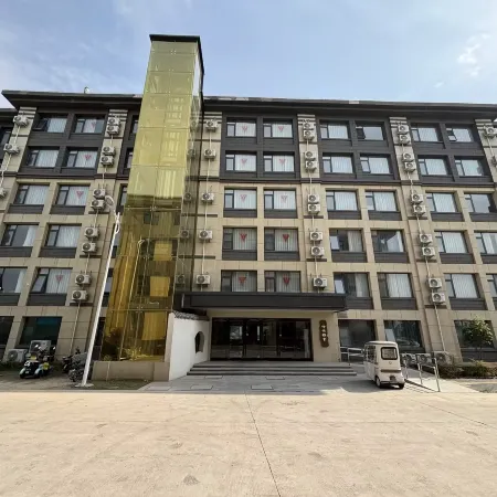Zhulin Jingshe Hotel