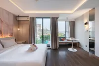 Bayphere Residence Sea View Private Beach With Fitness and Pool