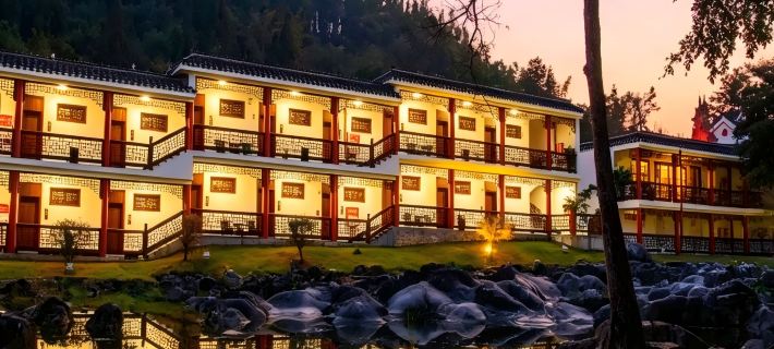 Xiyuan Bieyuan Resort Hotel (Malinghe Canyon Scenic Area) Hotels in Xingyi