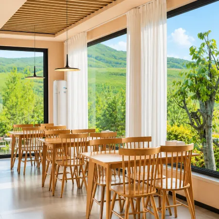 Houshan Park House