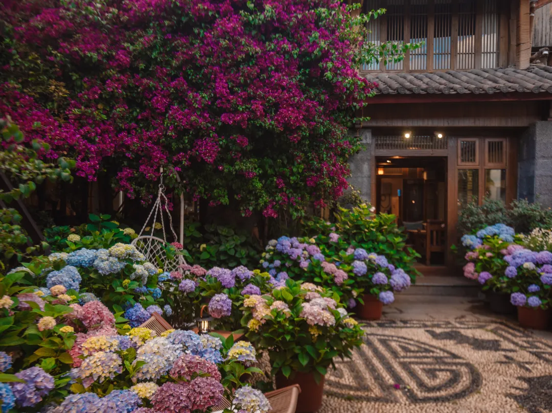 Lijiang Huamian Homestay Hotel - Lijiang