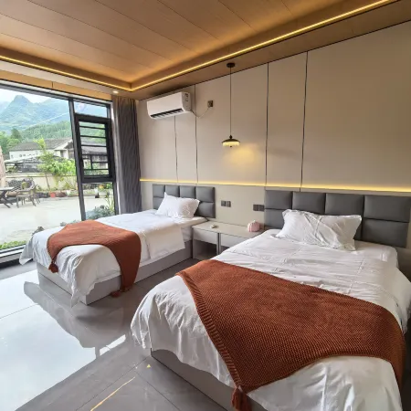 Mount Fanjing Yunjing · Mountain House Homestay (Yunshe Scenic Area)