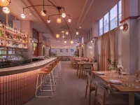 Craftsman Bangkok Отели рядом с достопримечательностью «Станция BTS Ари»