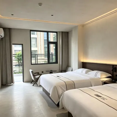 Guanlan Hotel (Wumeng Grass Plain)