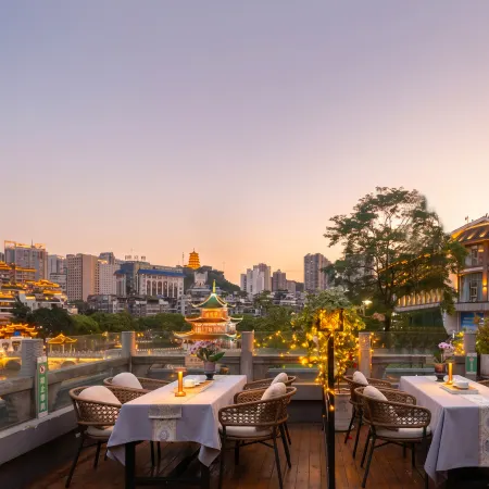 Yicai Jiaxiu Meisu Hotel (Guiyang Dashizi Jiaxiu Building)