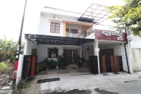 Bisma Balcony Homestay - 2-Star