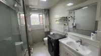絲路人家|葡萄長廊特色新疆風味庭院民宿（阿克蘇紅旗坡機場店） - 2 星級