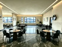 Building  A  Lake International Hotel - ที่มีสปา
