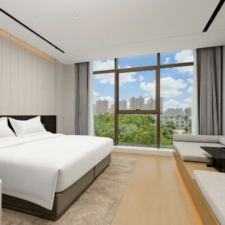 Runlan Hotel (Anyang City Cultural and Sports Center CBD Park)