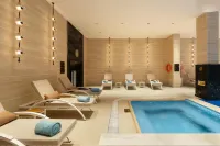 Pilot Hotel - Pool