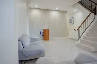 Hotel O near Universitas Sumatera Utara formerly Aljadid Guest House Pajus - 3 Yıldız