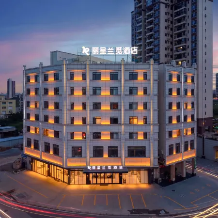 Rezen Lanmi Hotel (Huizhou Boluo Shiwan)