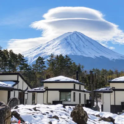 HANZ OUTDOOR RESORT (formerly GLAMPING VILLA HANZ KAWAGUCHIKO） Hoteles cerca de Lago Saiko
