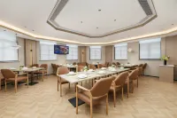 Country Inn & Suites Guling Street, Lushan National Park, Jiujiang - 조식 운영