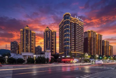 Starway Hotel (Yibin Yangtze River Park) Hotels in Yibin