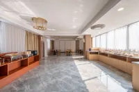 Fairyland Hotel (Wuzhou High-Speed Railway South Station Canghai Lake Park) - Pysäköinti