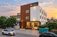 HOTEL TEN SQUARE - 5 Minutes from The Taj Mahal - Spa