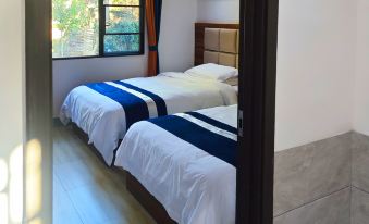 SANBAISHAN XIUHETANG HOMESTAY