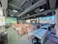 โรงแรมบ่อน้ำพุร้อนซินเฉวียนซาน - พร้อมอาหารเช้า
