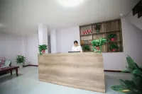 Xiaoman Homestay (Xinxiang University Town)