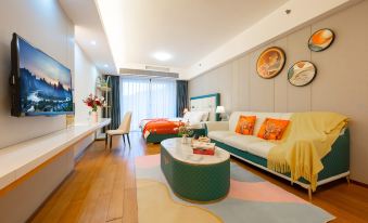 Yunshangju Theme Apartment