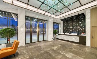 Bokang Light Luxury Hotel