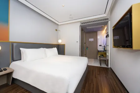 FOUNTAIN WEALTH HOTEL (Shanghai Zhongshan Hospital Jiashan Road Subway Station Branch)