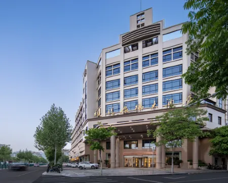 現代広場ホテル（銀泰城處州府城） 麗水のホテル