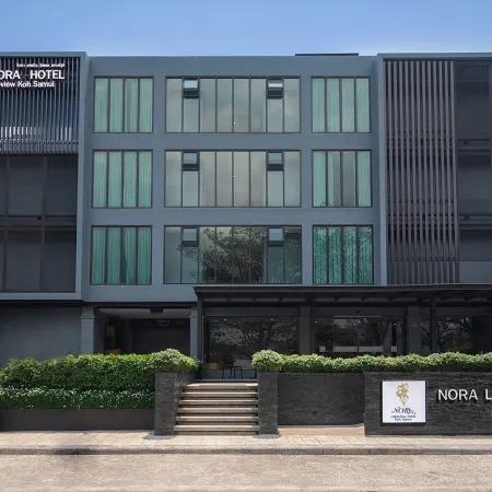 Nora LakeView