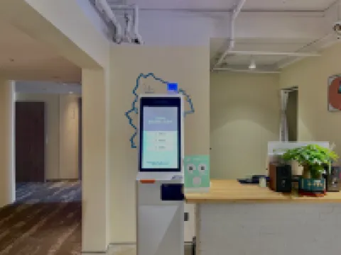 智住飯店（樂山高鐵站世豪廣場店）