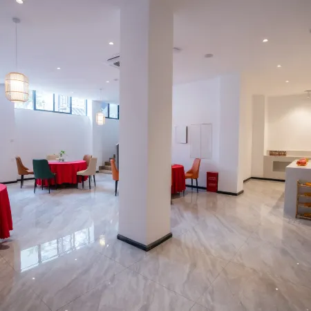 ZhenYuan Hotel