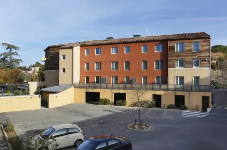 Suite Home Apt Luberon Отели в г. Апт