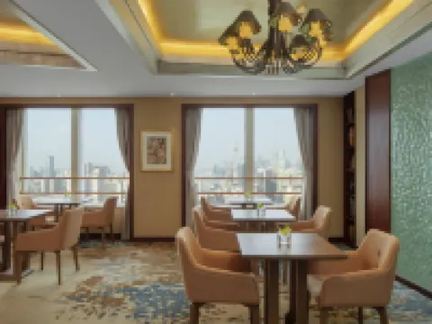 โรงแรมเรดิสัน บลู เซี่ยงไฮ้ นิวเวิลด์ โรงแรมในเซี่ยงไฮ้