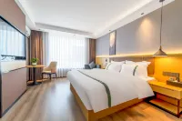 GreenTree Inn Hotels in Luchuan