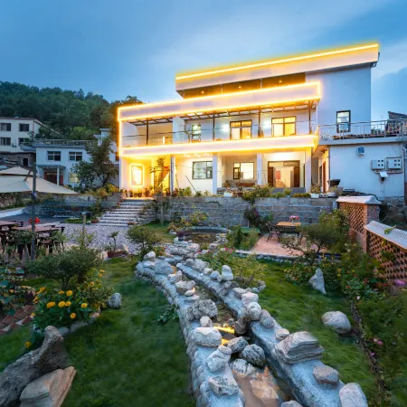 Jiguan Cave Yuelai Yueman Homestay English