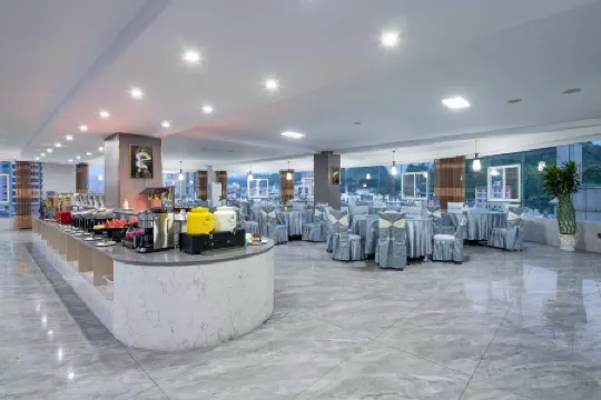 Fengqing Jiaheng Hotel