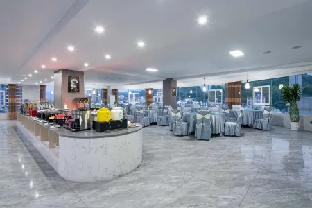 Fengqing Jiaheng Hotel Отели рядом с достопримечательностью «Fengqing Confucian Temple»