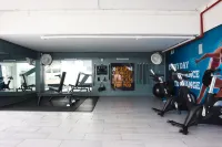 The Aru Hotel, Aru Suites by Ayuhouz - Gym