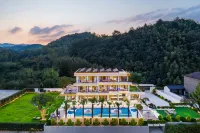 Yunxi Bo'an Summer Starry Sky Pool Party Homestay (Happy Storm Store) Отели рядом с достопримечательностью «Xiaofeng Business & Trade Plaza»