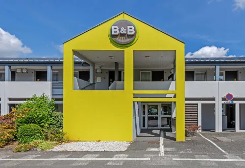 B&B Hotel Morlaix - Parkering