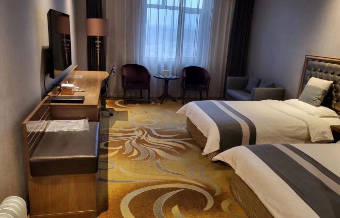 Jinjiang Business Hotel