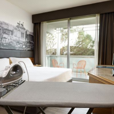 Executive Room Occidental Aran Park Promo Code