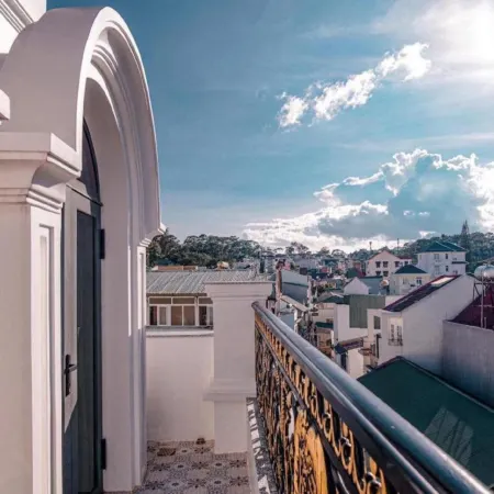 Ha Na Hotel Da Lat Отели в г. Далат