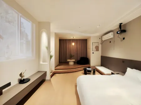 Yueyue Hotel (Wanda Plaza) Отели в г. Аньян