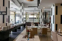拉差普萊克大酒店 - 早餐