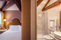Residenza Venezia | Una Esperienze