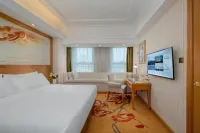 Vienna Hotel (only Henan Film Town in Zhengzhou)