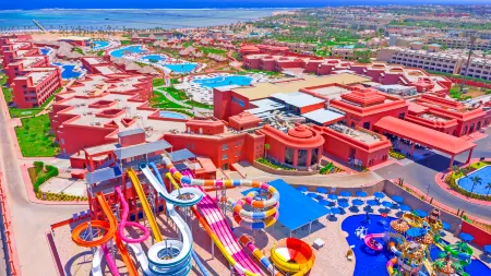 Pickalbatros Laguna Vista Aqua Park - 24 Hrs All Inclusive Отели рядом с достопримечательностью «Бей- Набк»